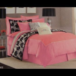 NWT Kate Spade Spring Street Bedding - Full/Queen